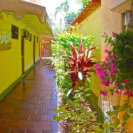 Hostel E Pousada Barra Da Tijuca Рио де Жанейро Екстериор снимка